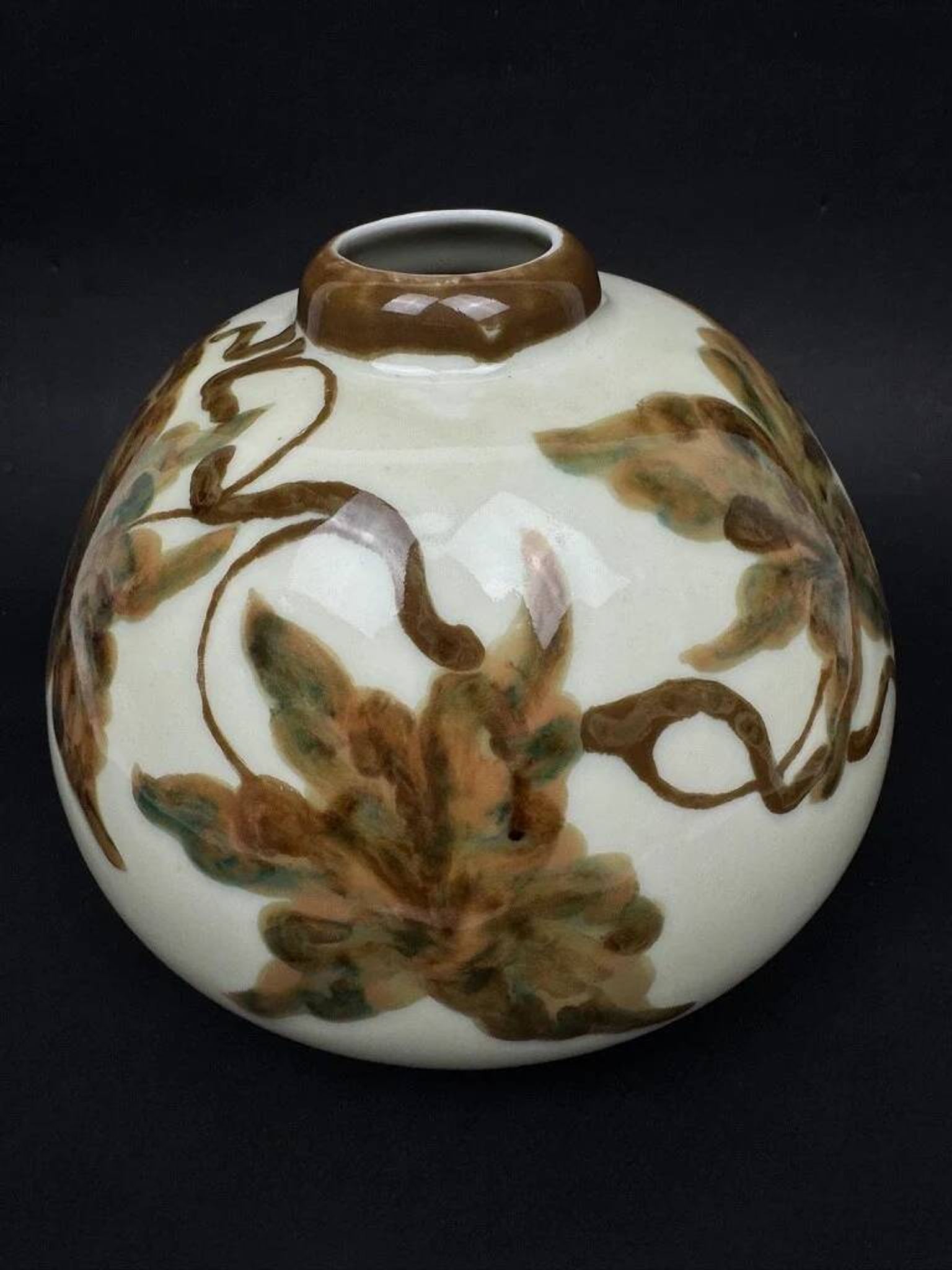 Tharaud Limoges, round vase with hand-painted foliage decoration, Art Nouveau