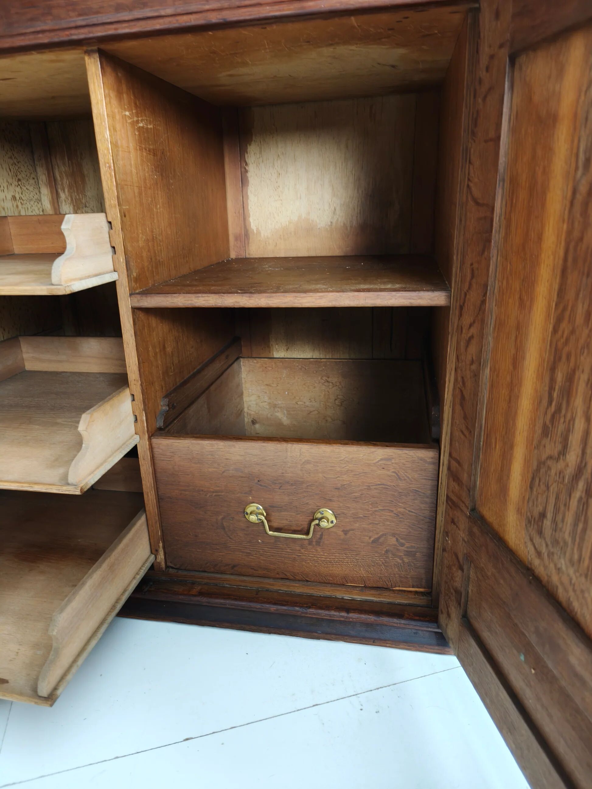 Buffet Arts & Crafts anglais en chêne du XIXe siècle par Pratt & Prince