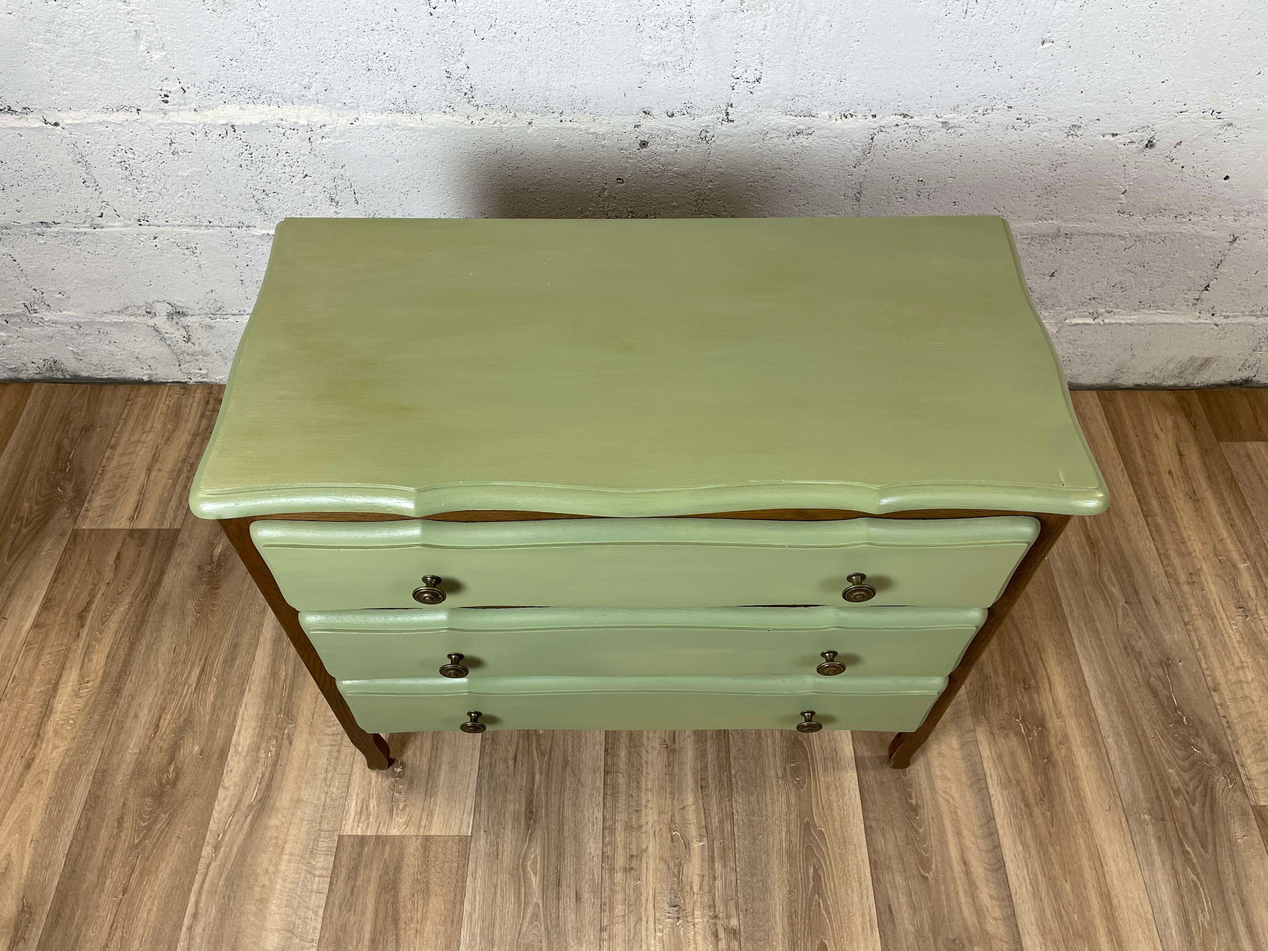 Vintage chest of drawers 3 drawers in restored wood with Libéron paint