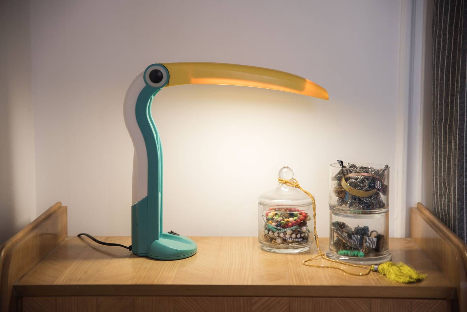 Toucan by H.T Huang lamp