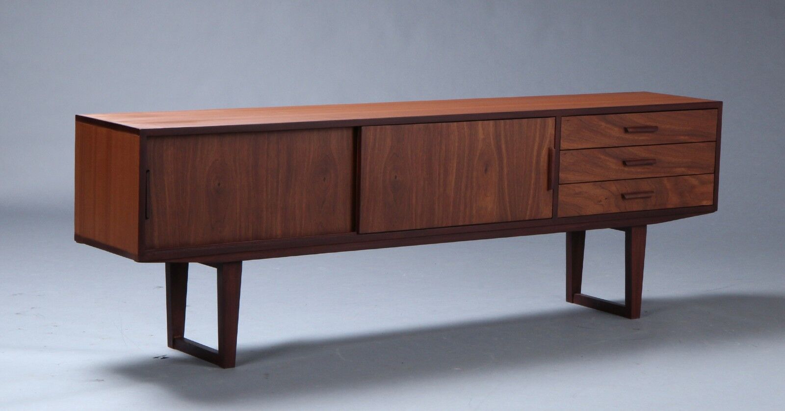 Enfilade scandinave des années 60-70