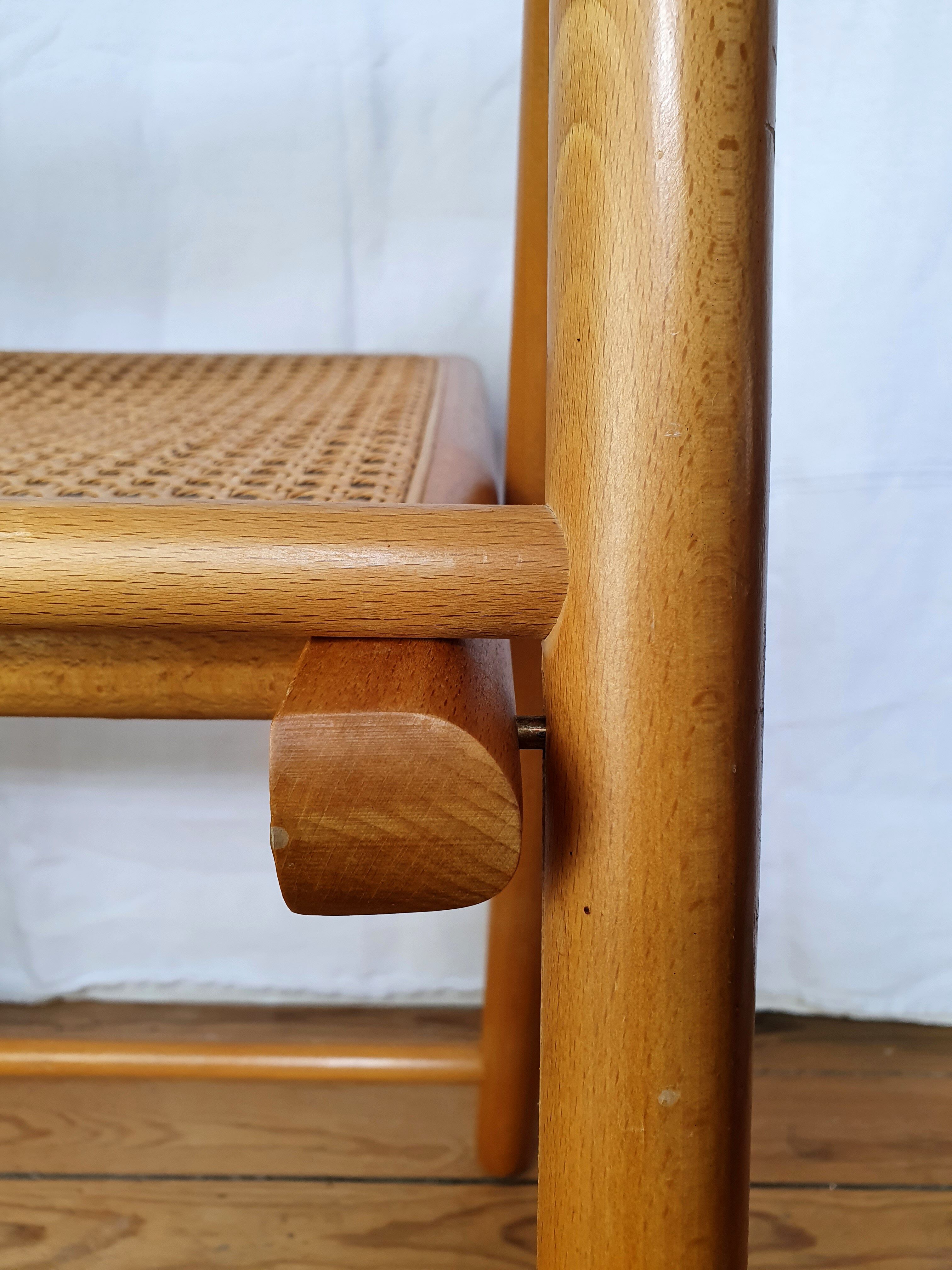 Chaise pliante cannée