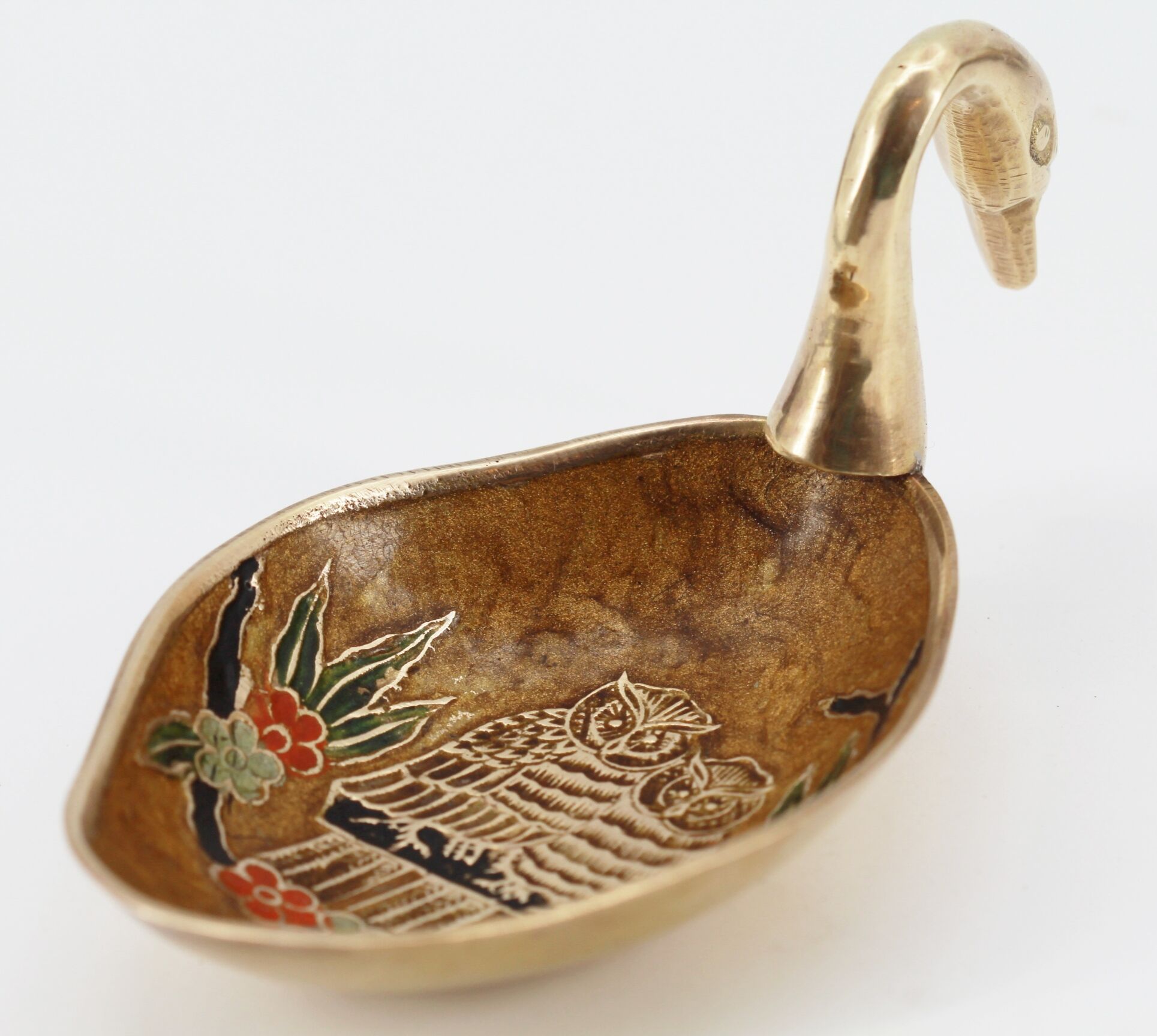 Empty swan pocket in email