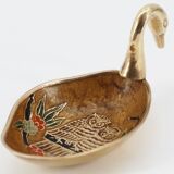 Empty swan pocket in email