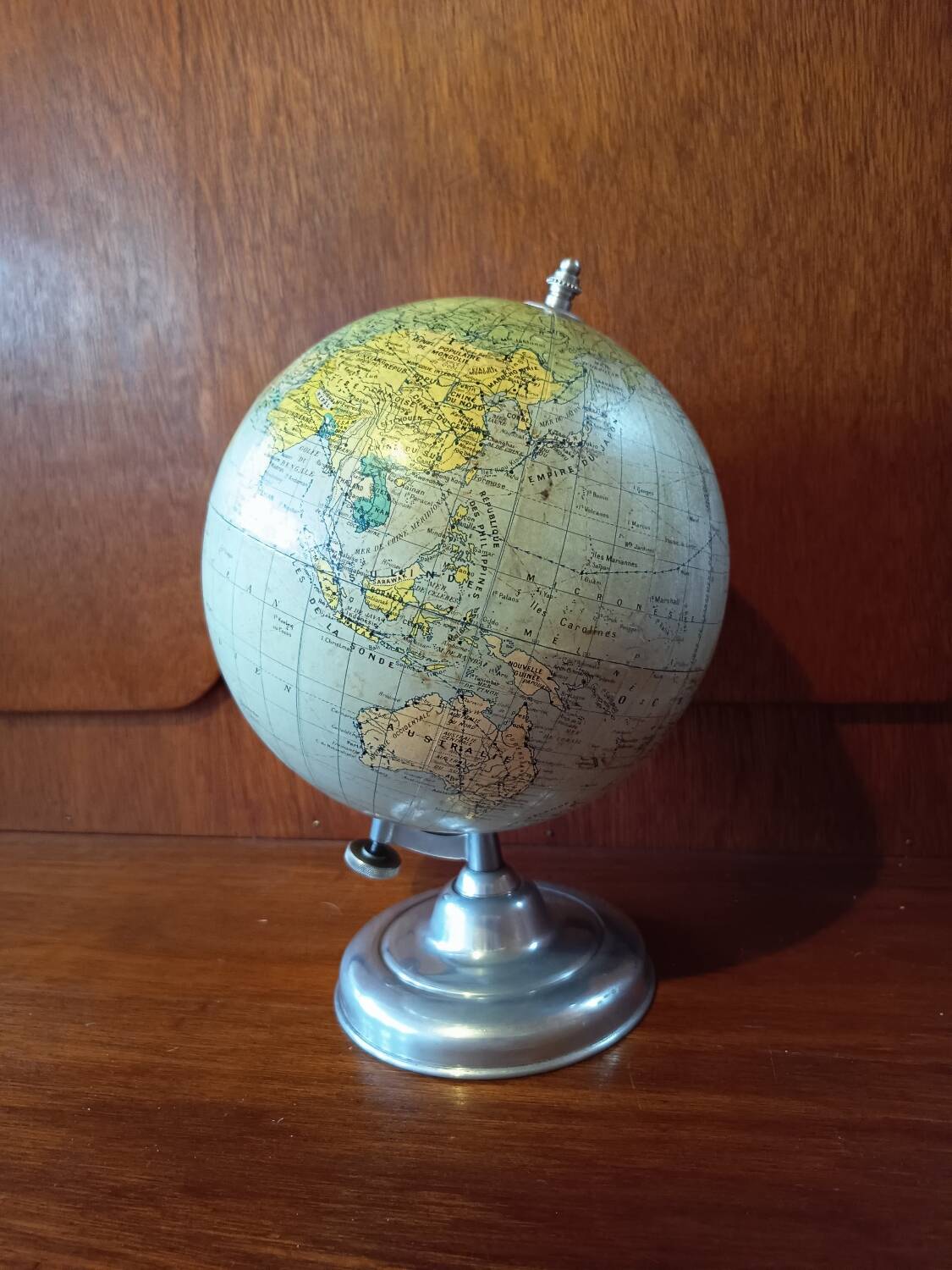 Taride World Map 1950