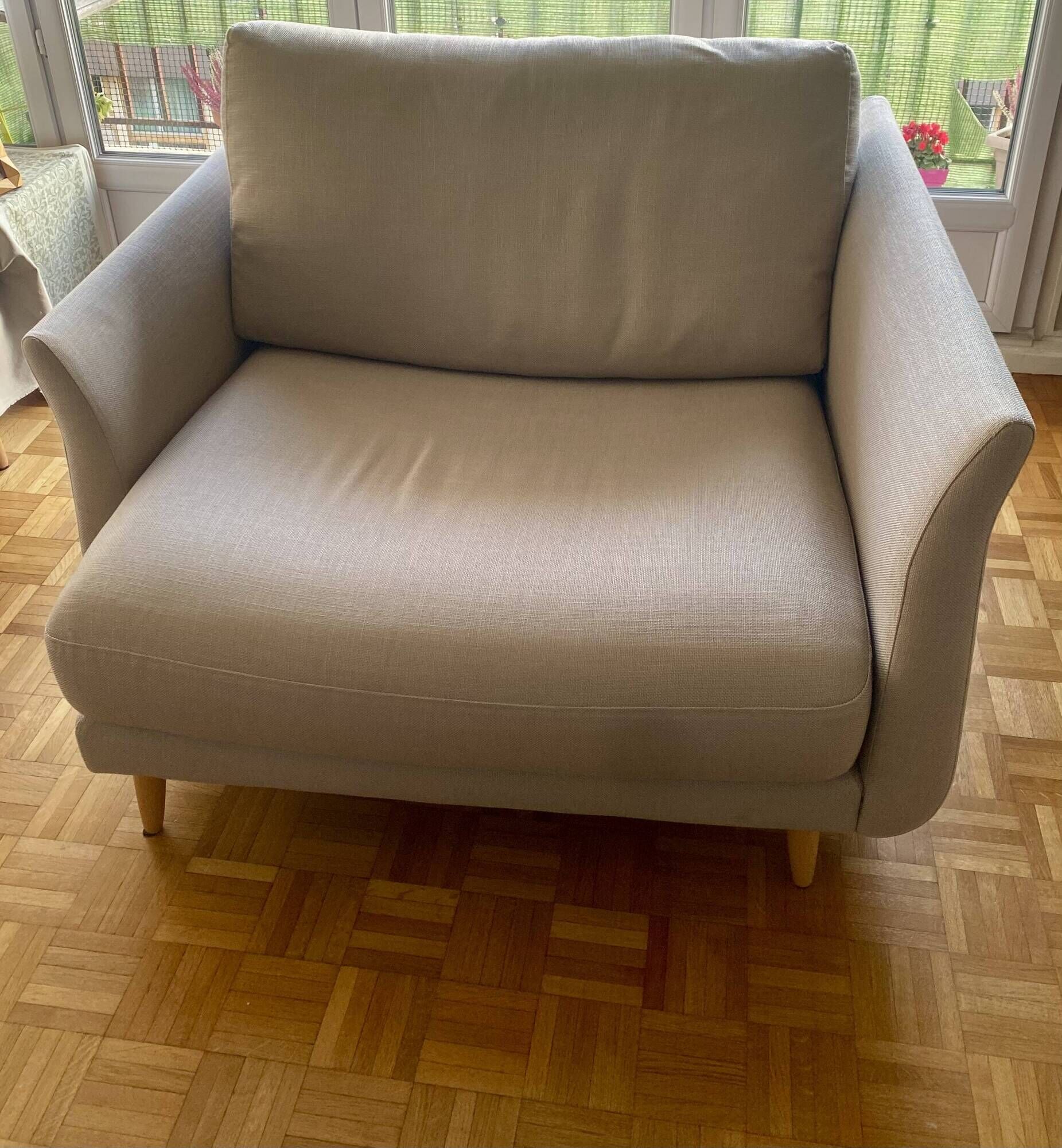 Two-seater sofa