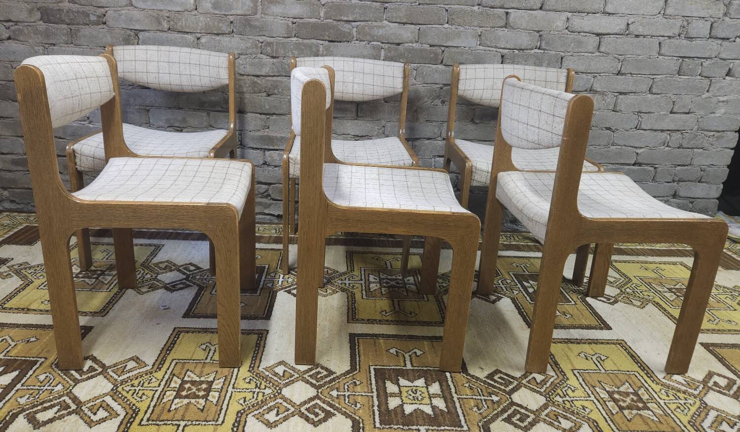 6 wooden and fabric chairs, 1970