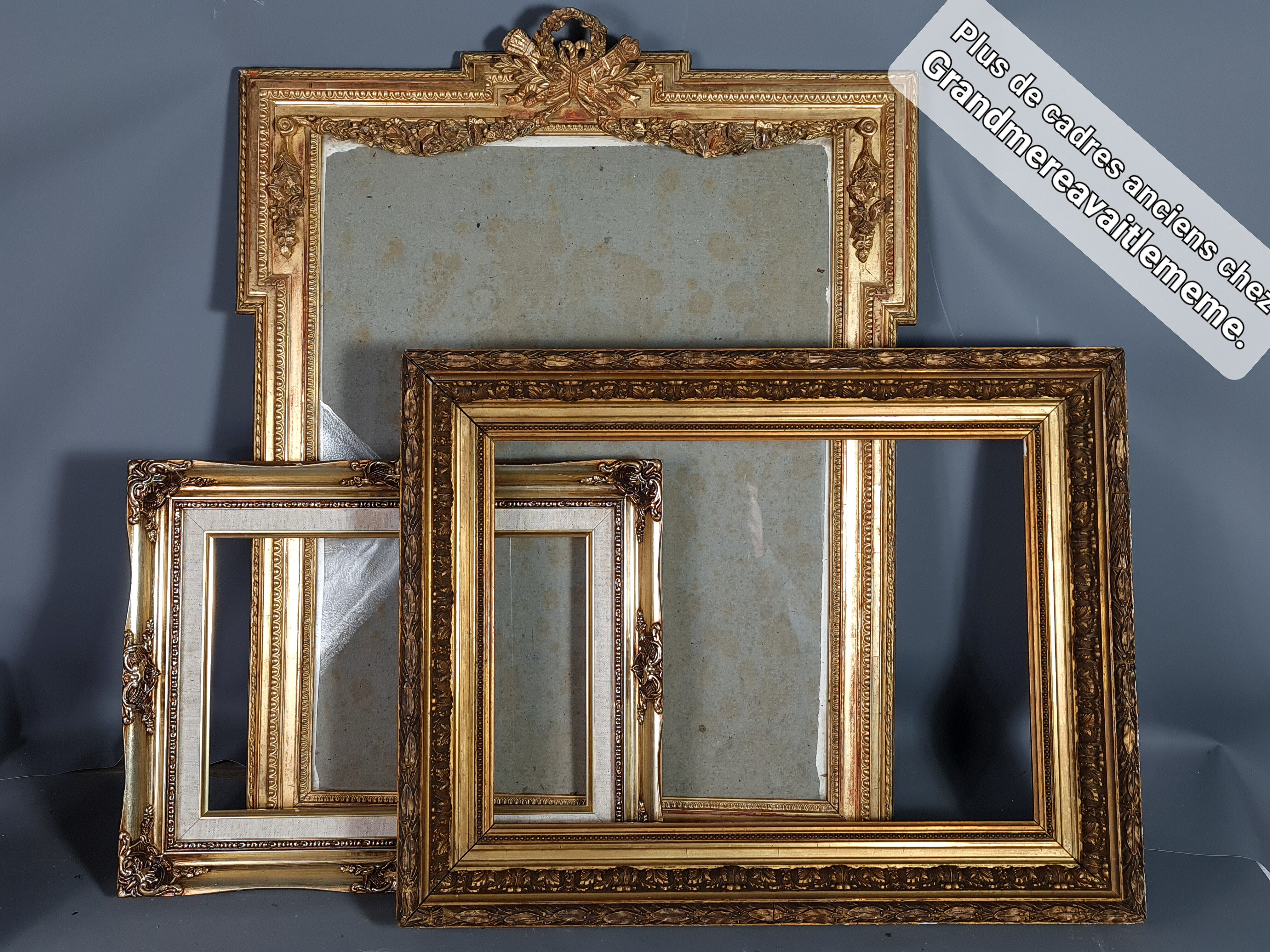 Gilded wooden frame gilded with gold leaf 62x45 cm, foliage 55.4x38.2 cm SB