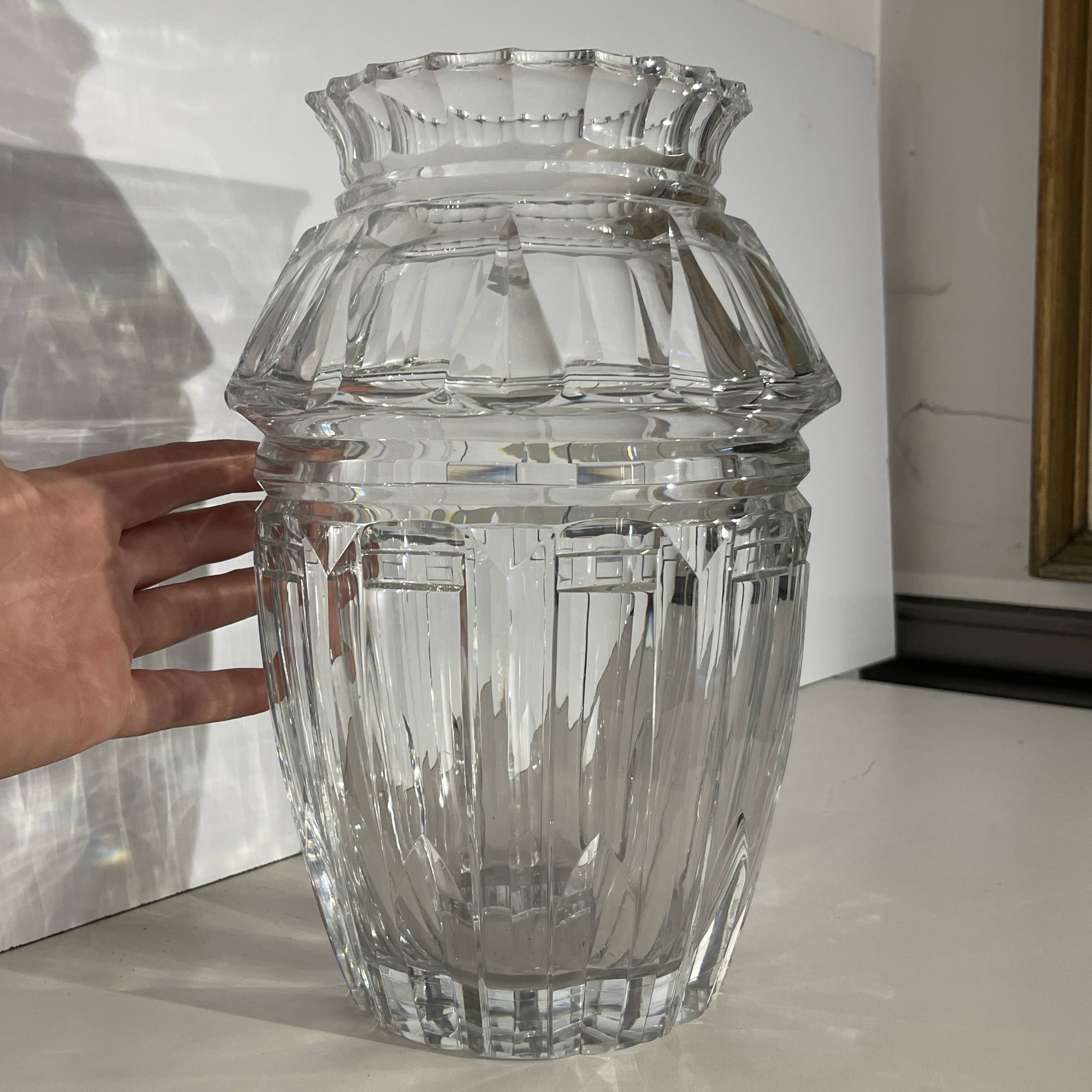 Joseph Simon Art Deco vase in clear cut crystal, ca 1925