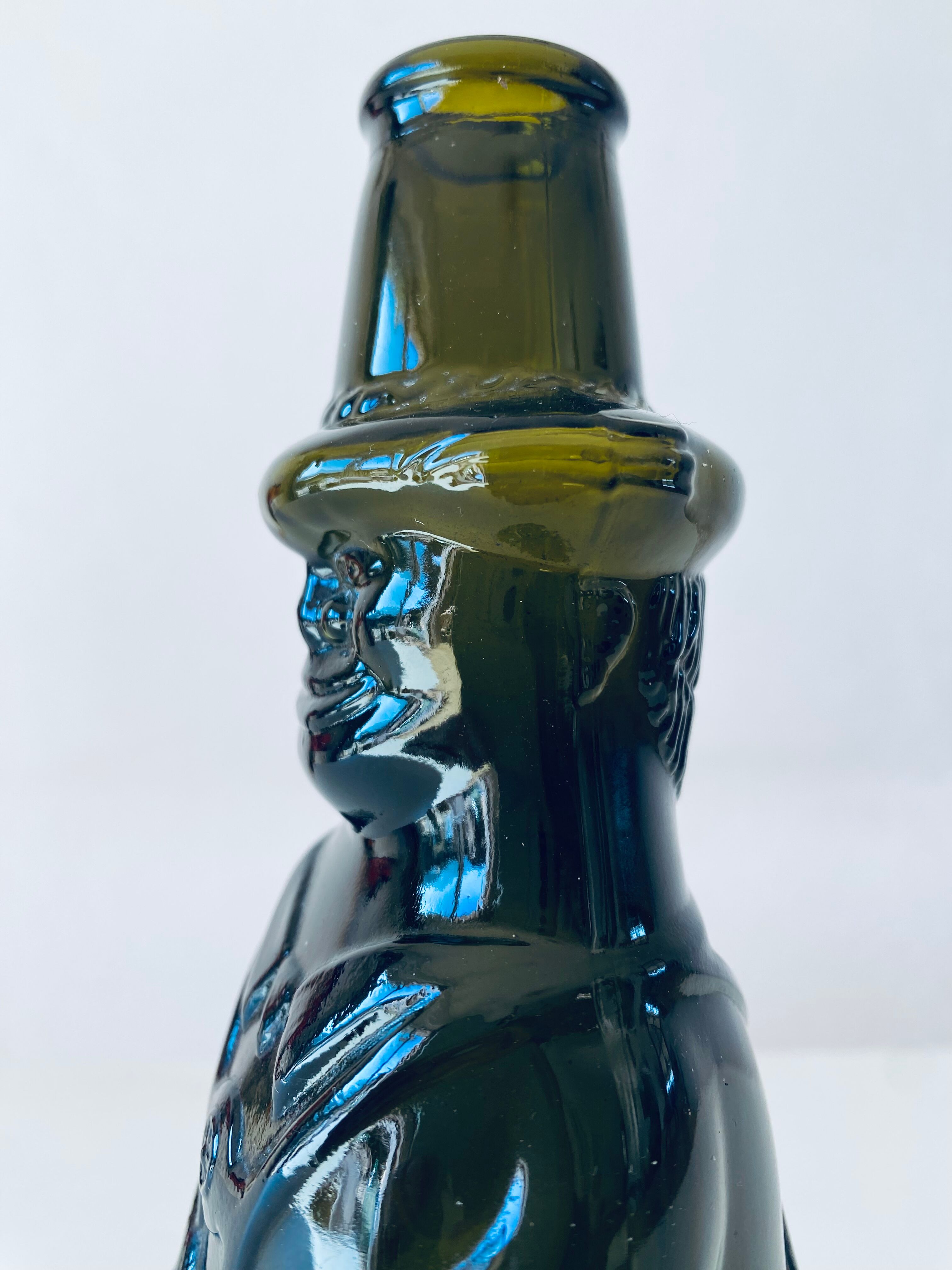 Humorous glass decanter