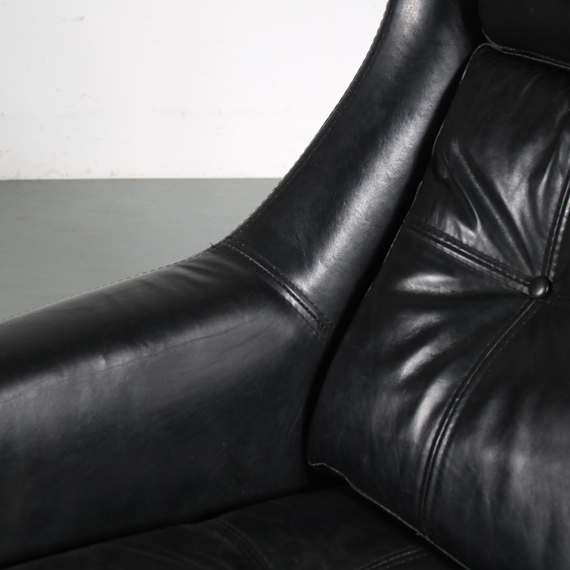 1960s Swivel chair by Artifort, Netherlands