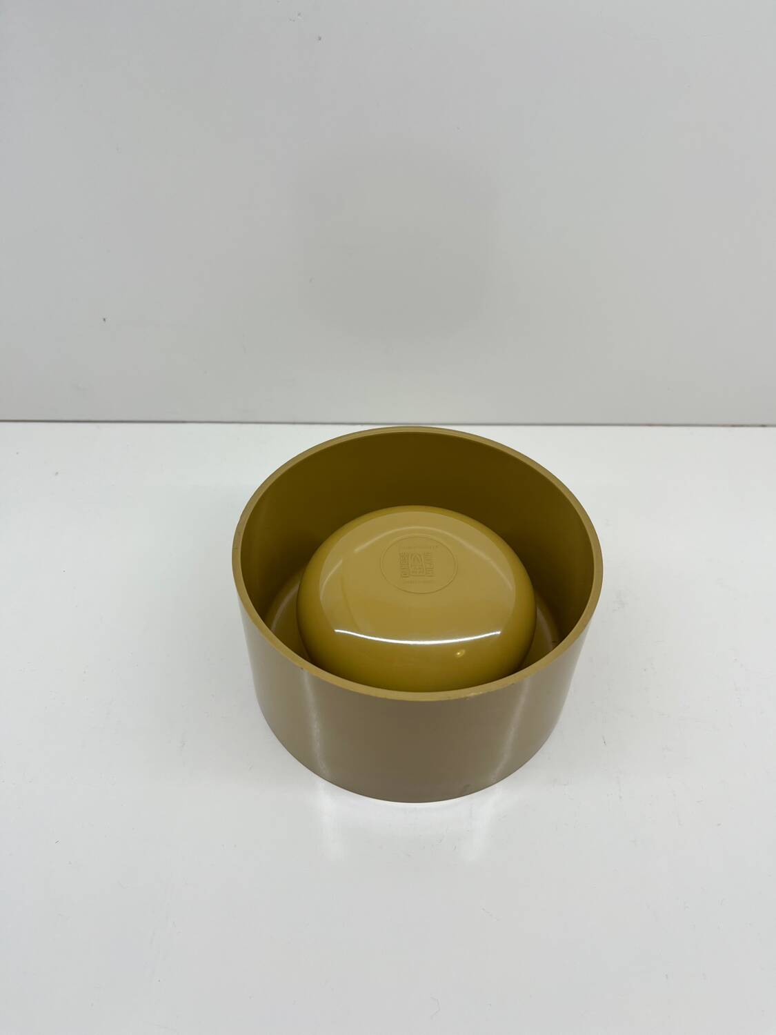 Enzo Mari ashtray Borneo - Danese Milano - Melamine - Italian design