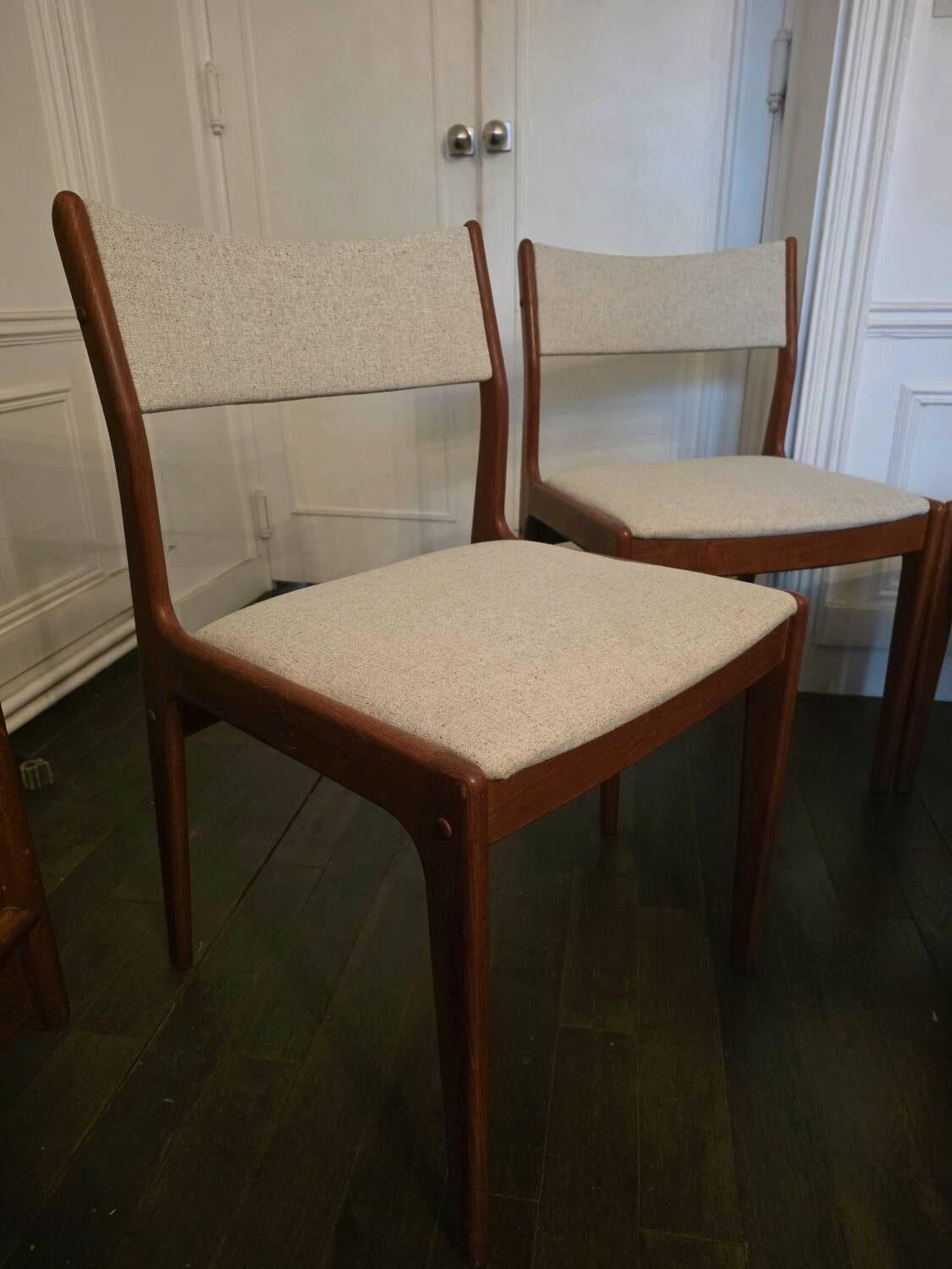 Set of 4 vintage teak and beige tweed chairs by Johannes Anderse