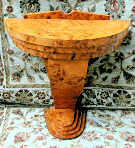 Art Deco console in elm magnifying glass