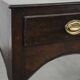 Table d'appoint/commode anglaise ancienne du XVIIIe siècle en chêne
