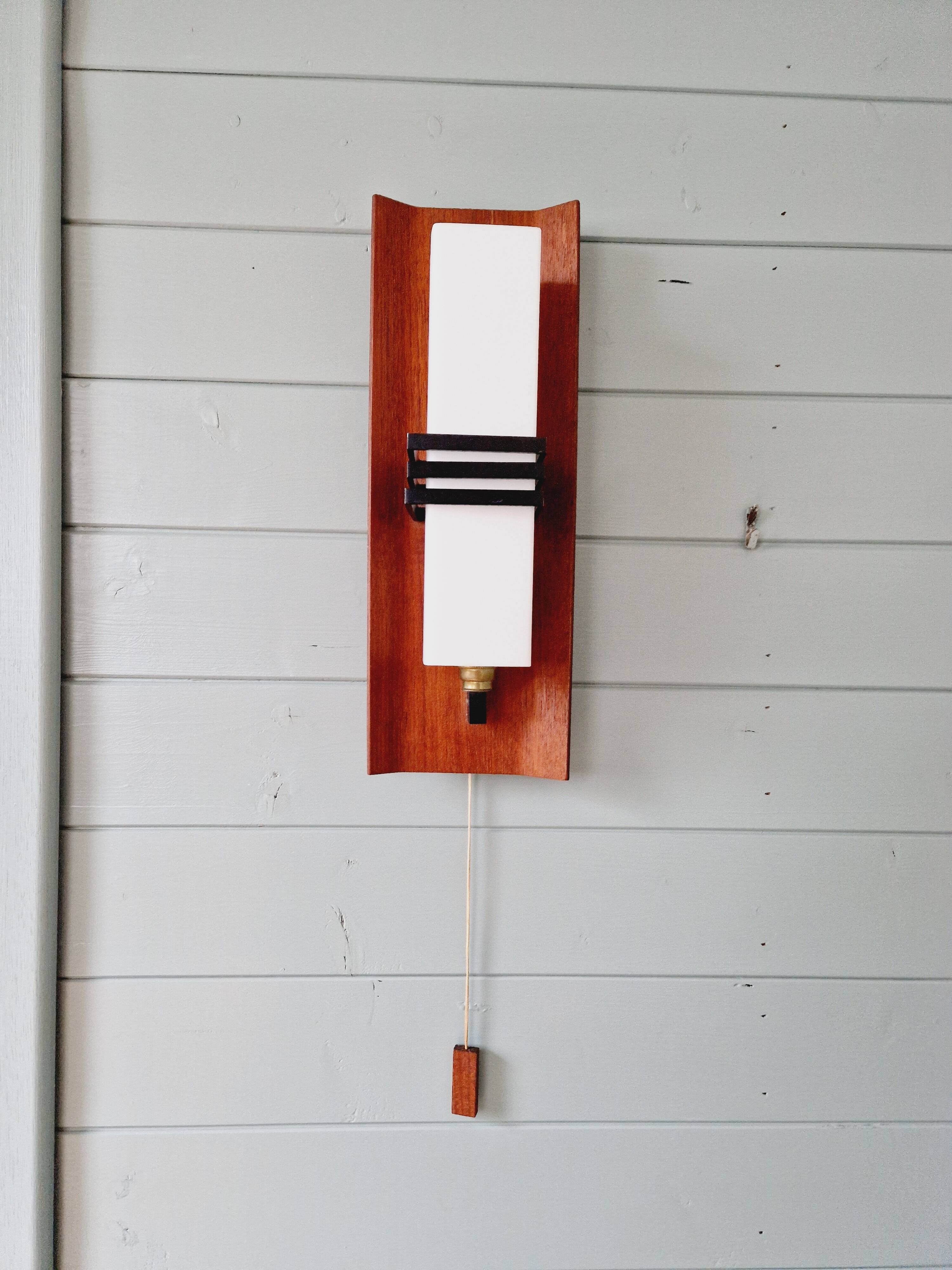 Scandinavian wall light in opaline and teak, 1960s