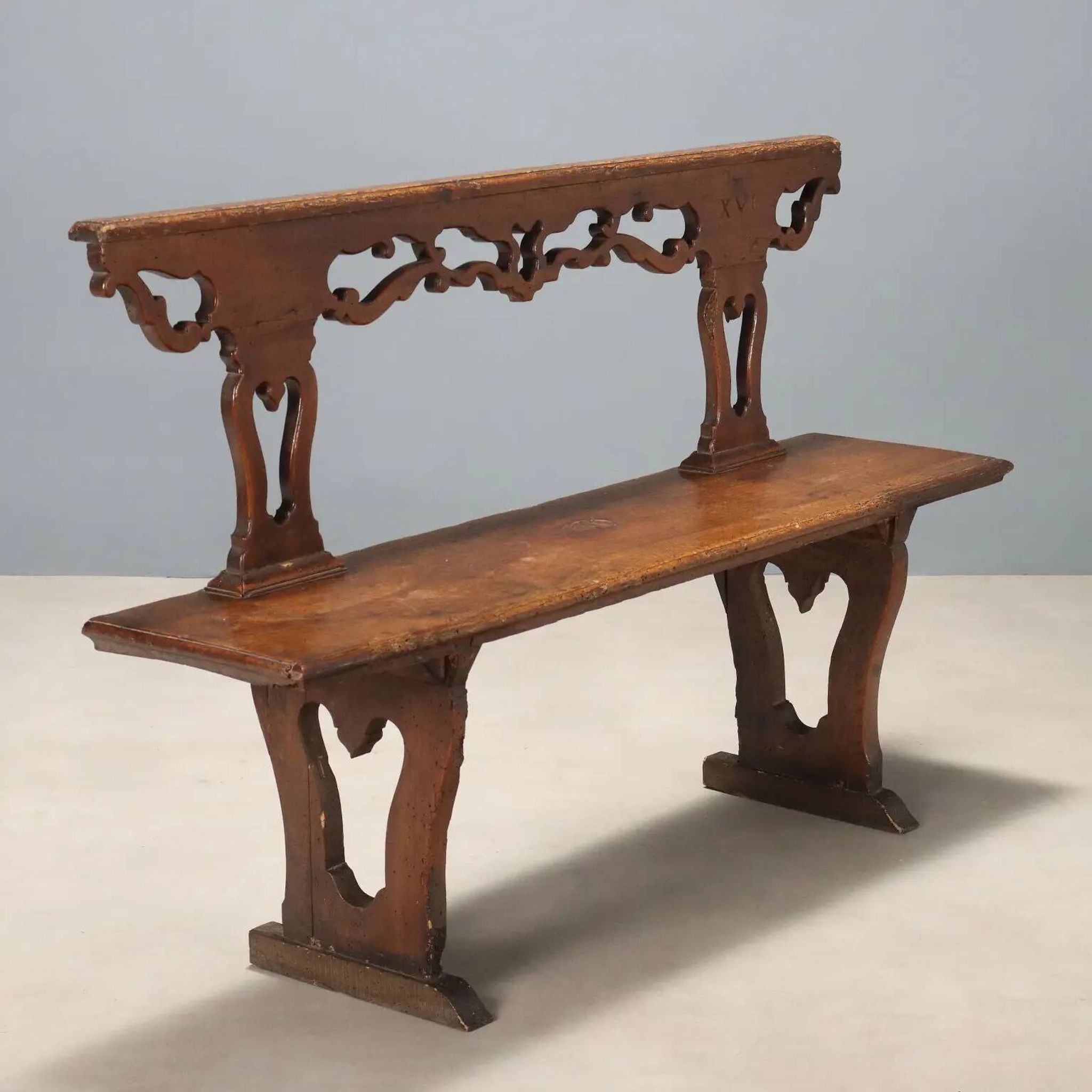 Antique walnut wood bench, Italy, 18th century