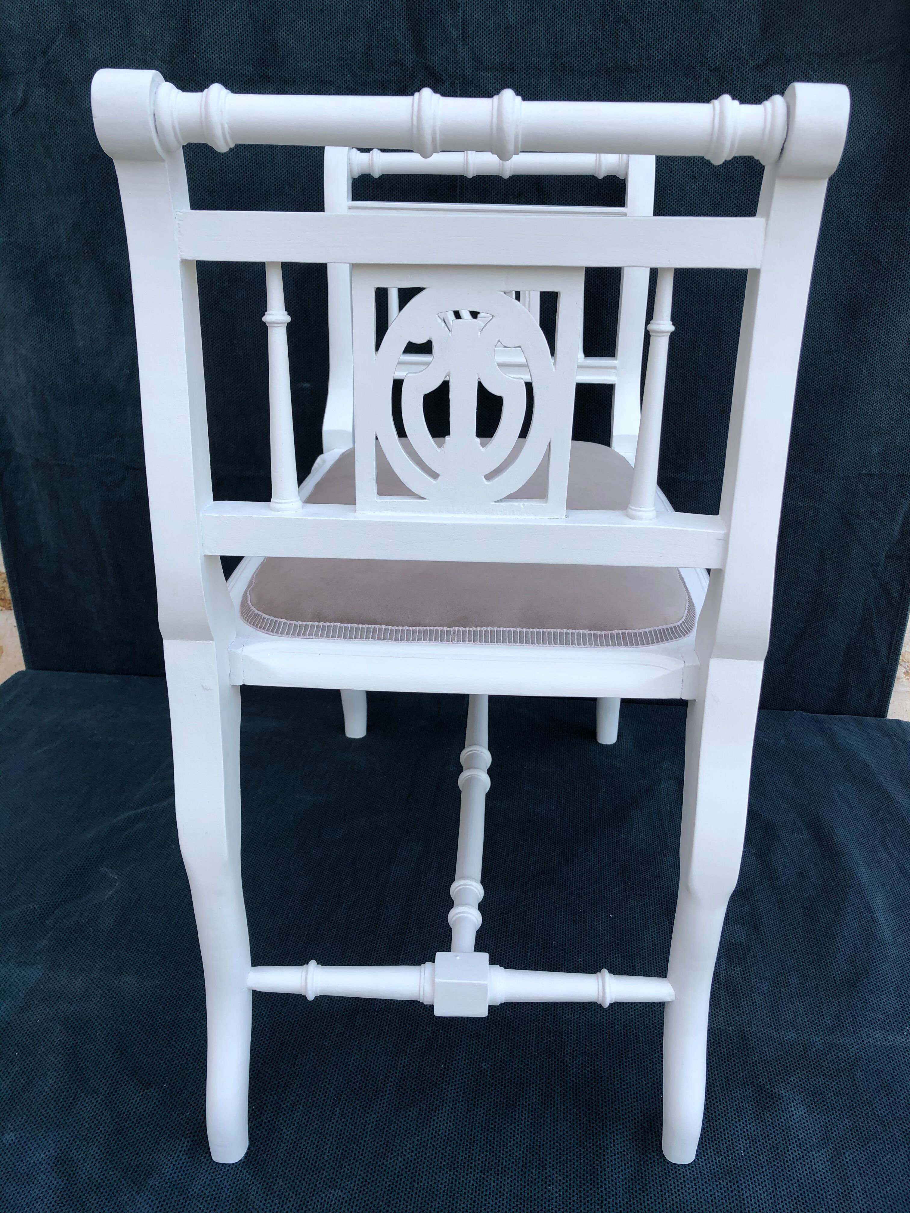 Banquette bout de lit dans l'esprit shabby chic