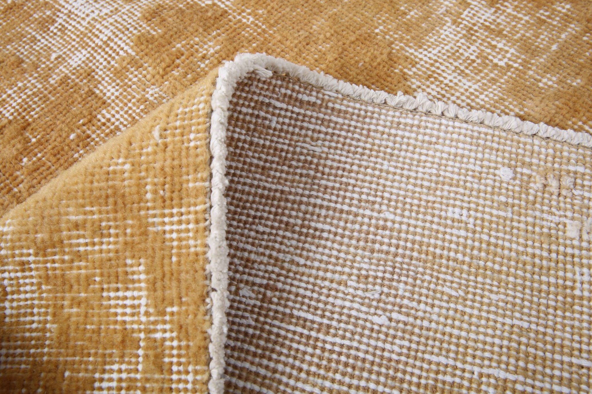 Tapis turc traditionnel vintage moutarde