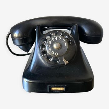 Téléphones analogiques rotatifs en bakélite scandinave des années 1940