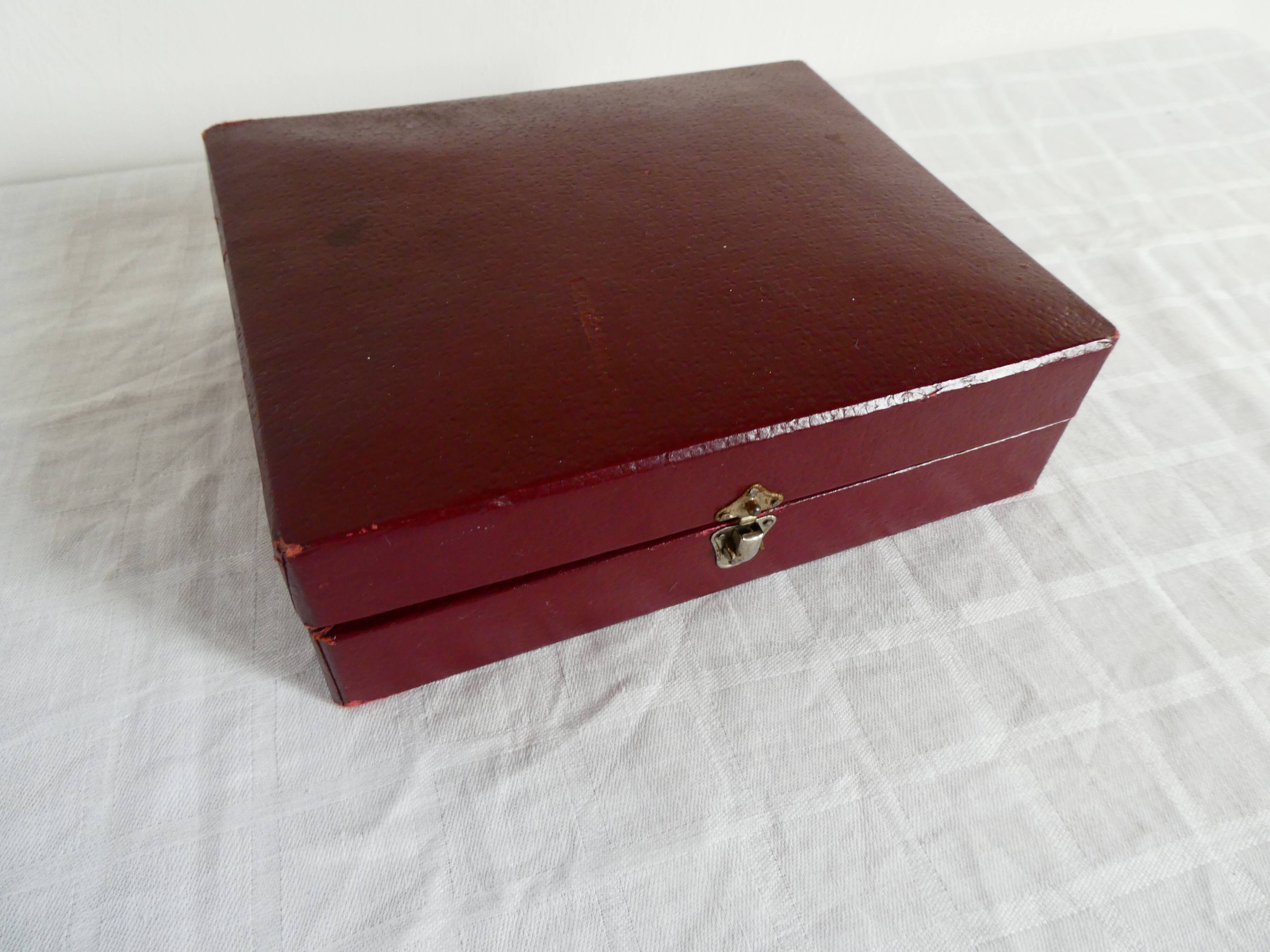 12 Vintage silver plated metal dessert forks by Saint Médard goldsmith 24 grs