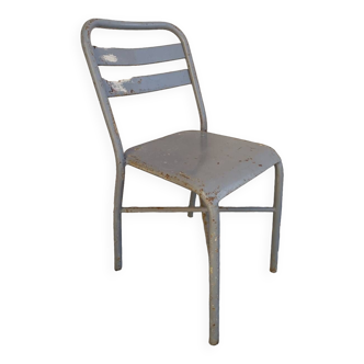 Old vintage guinguette / bistro chair