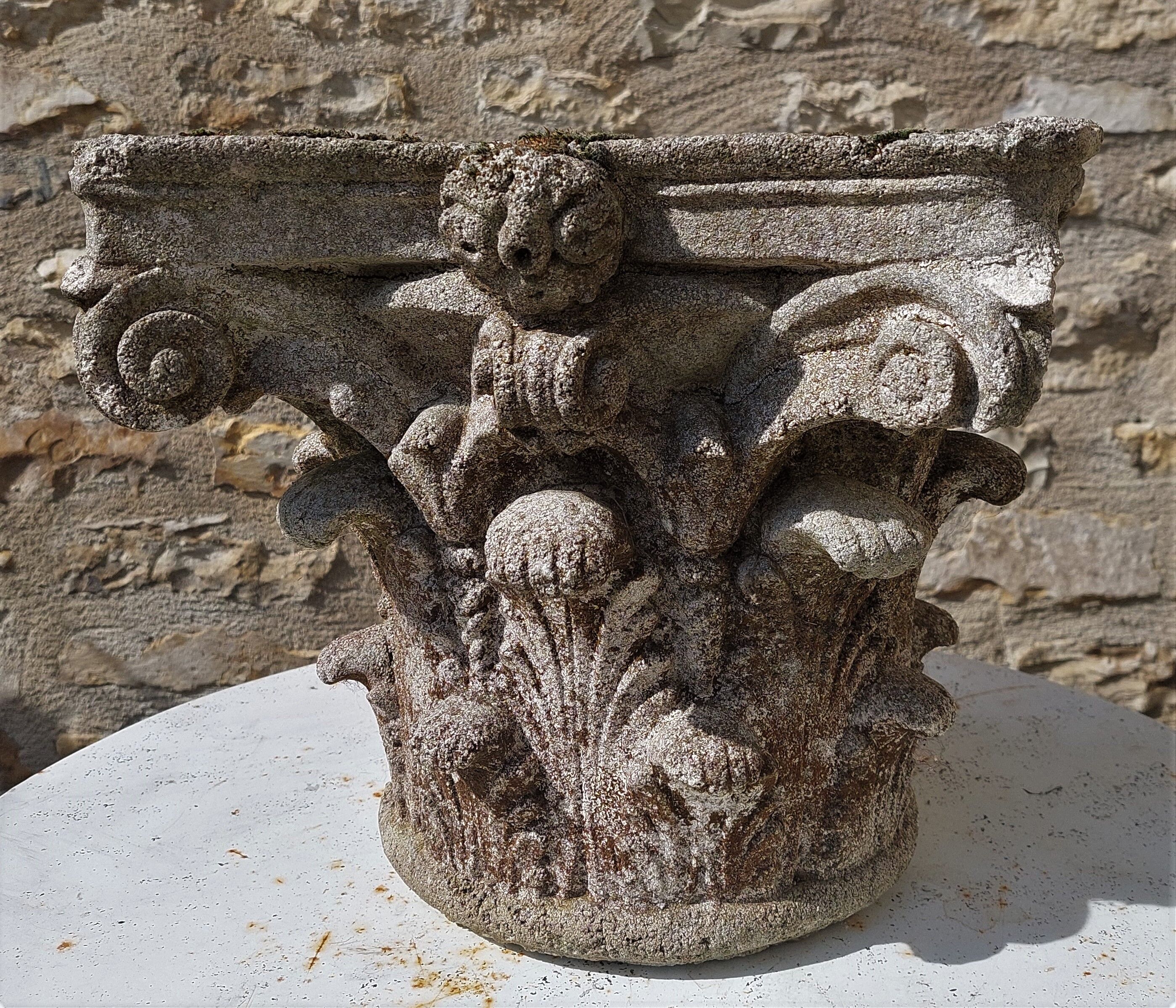 Jardinière en pierre reconstituée
