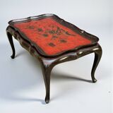 Low table in chinese black and red lacquer from the 19th century with independent tray