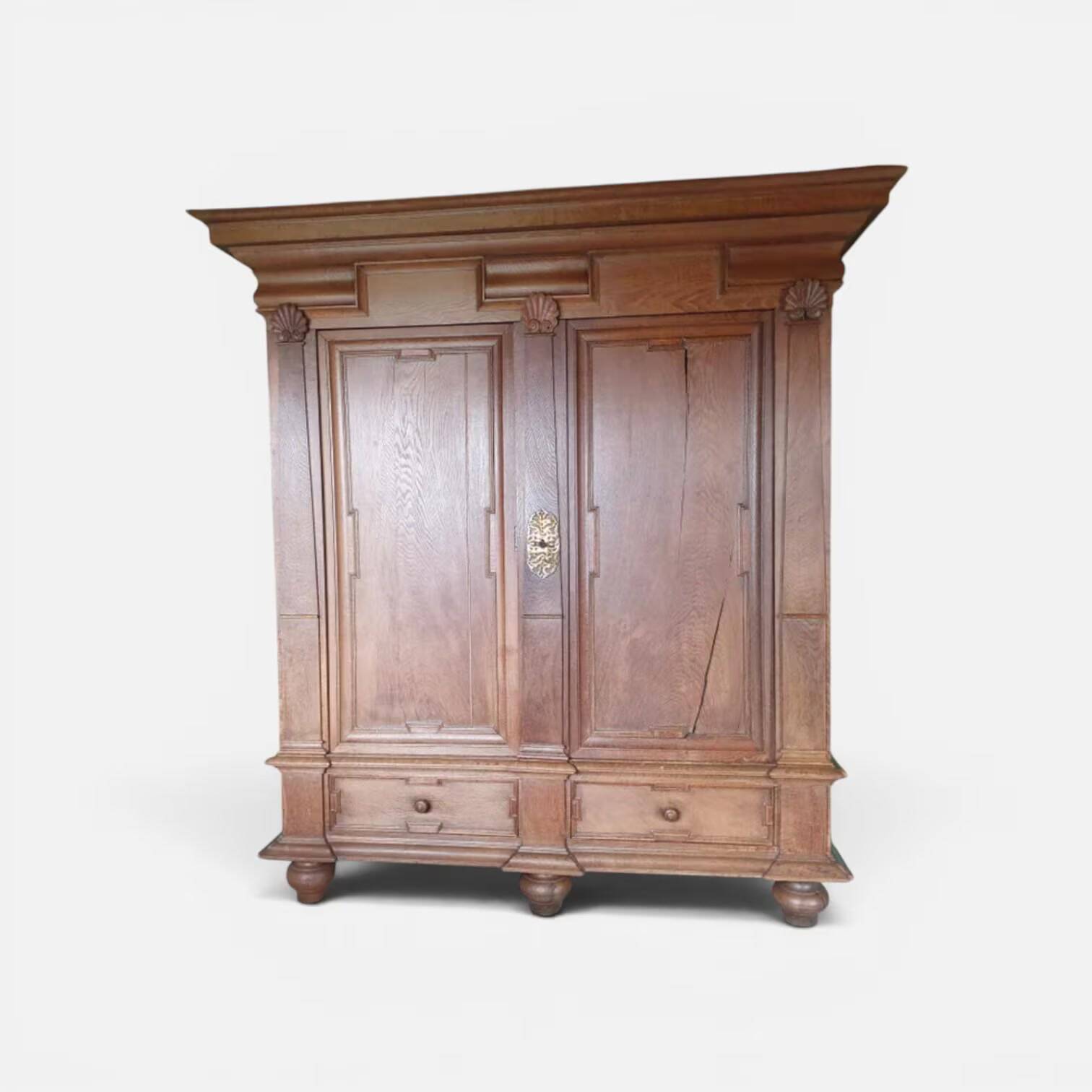 Baroque oak wardrobe, Northern Europe circa 1730-50