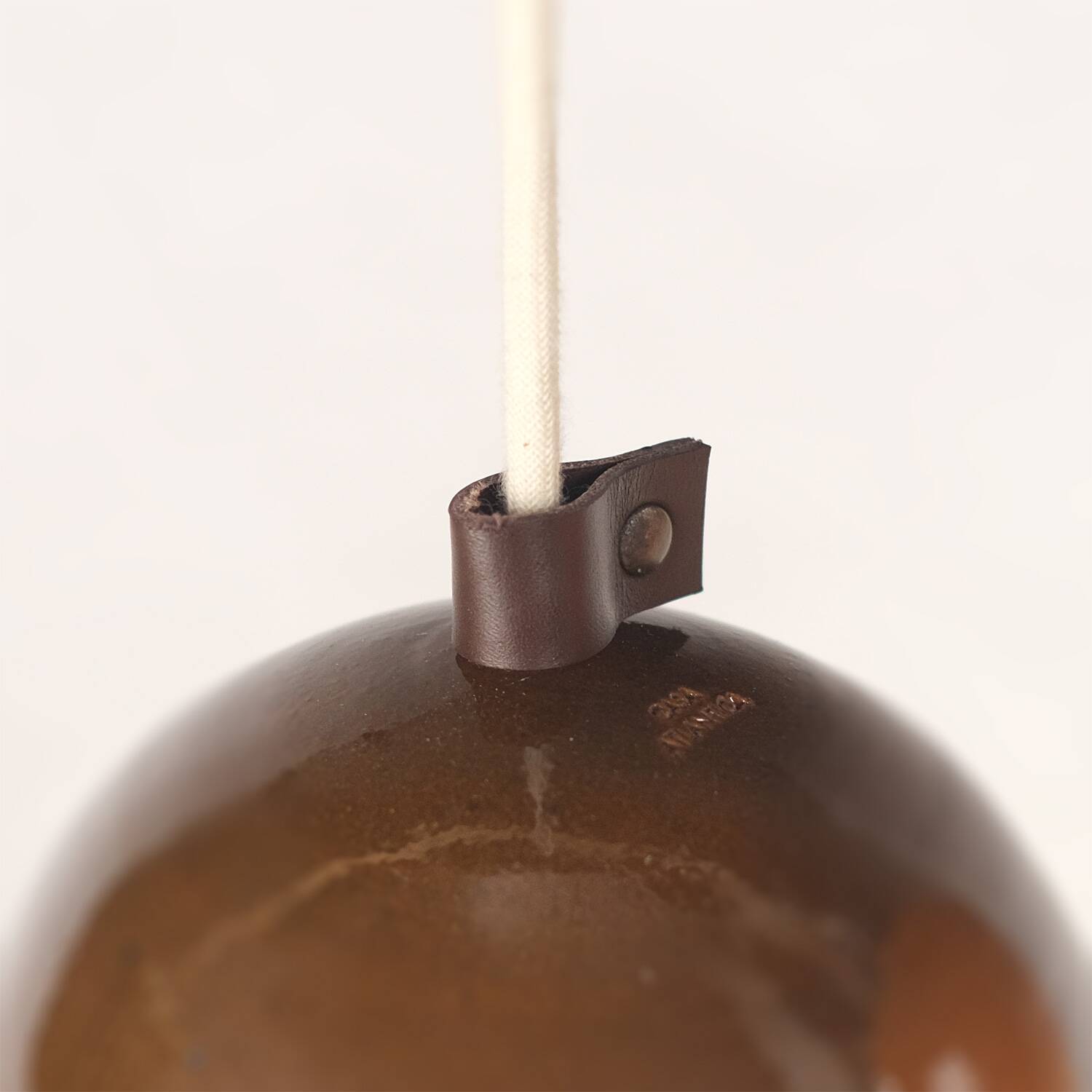 Lampe suspendue en argile verte