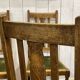 Suite de 4 chaises anglaises en chêne des années 30