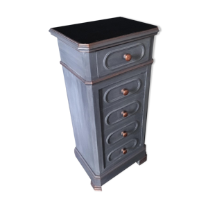 Commode patinée