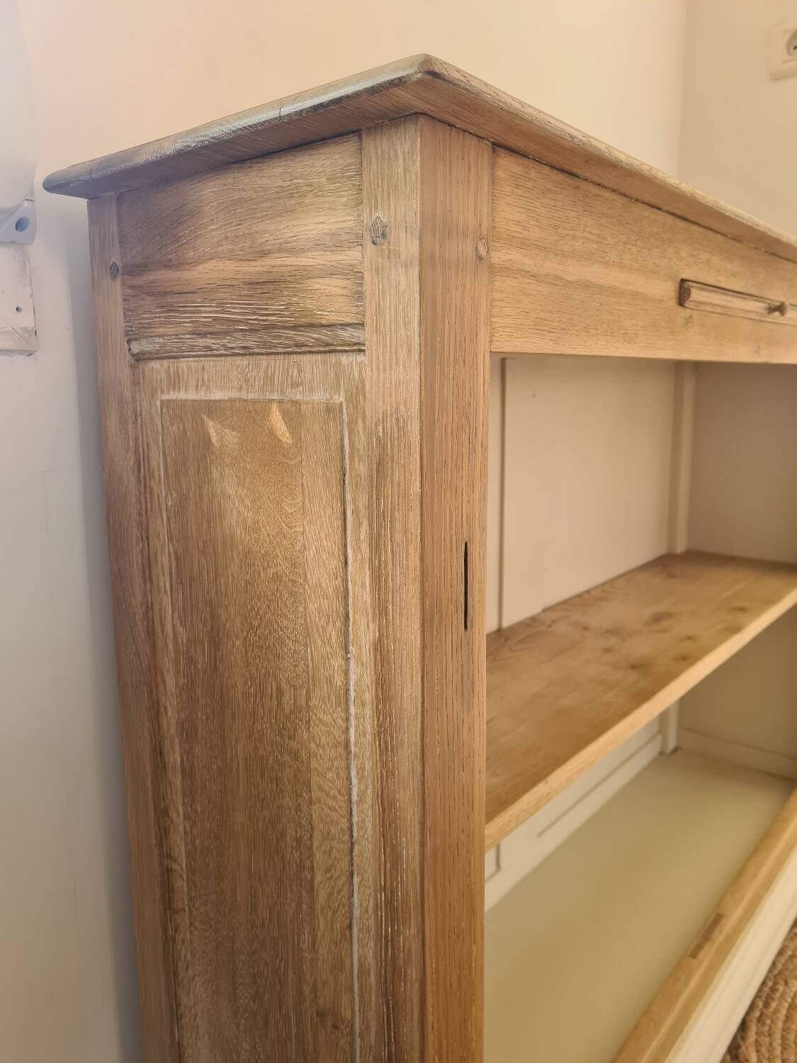 Console or solid oak entrance furniture