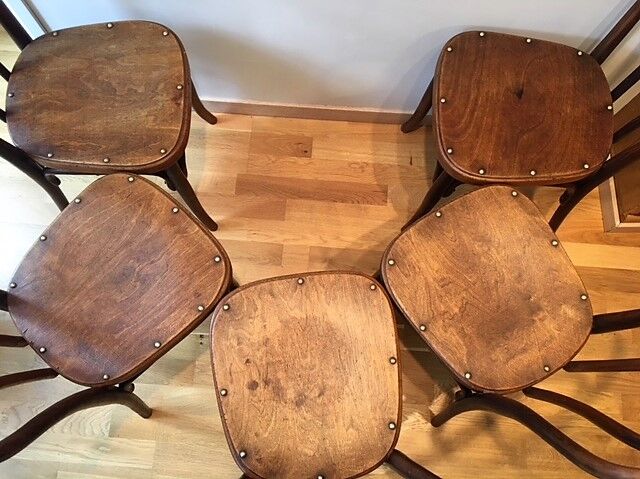 5 chairs bistro J & J Kohn with label and stamp circa 1900