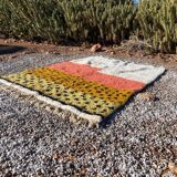 Handmade natural pure wool rug size 200 x 300 cm