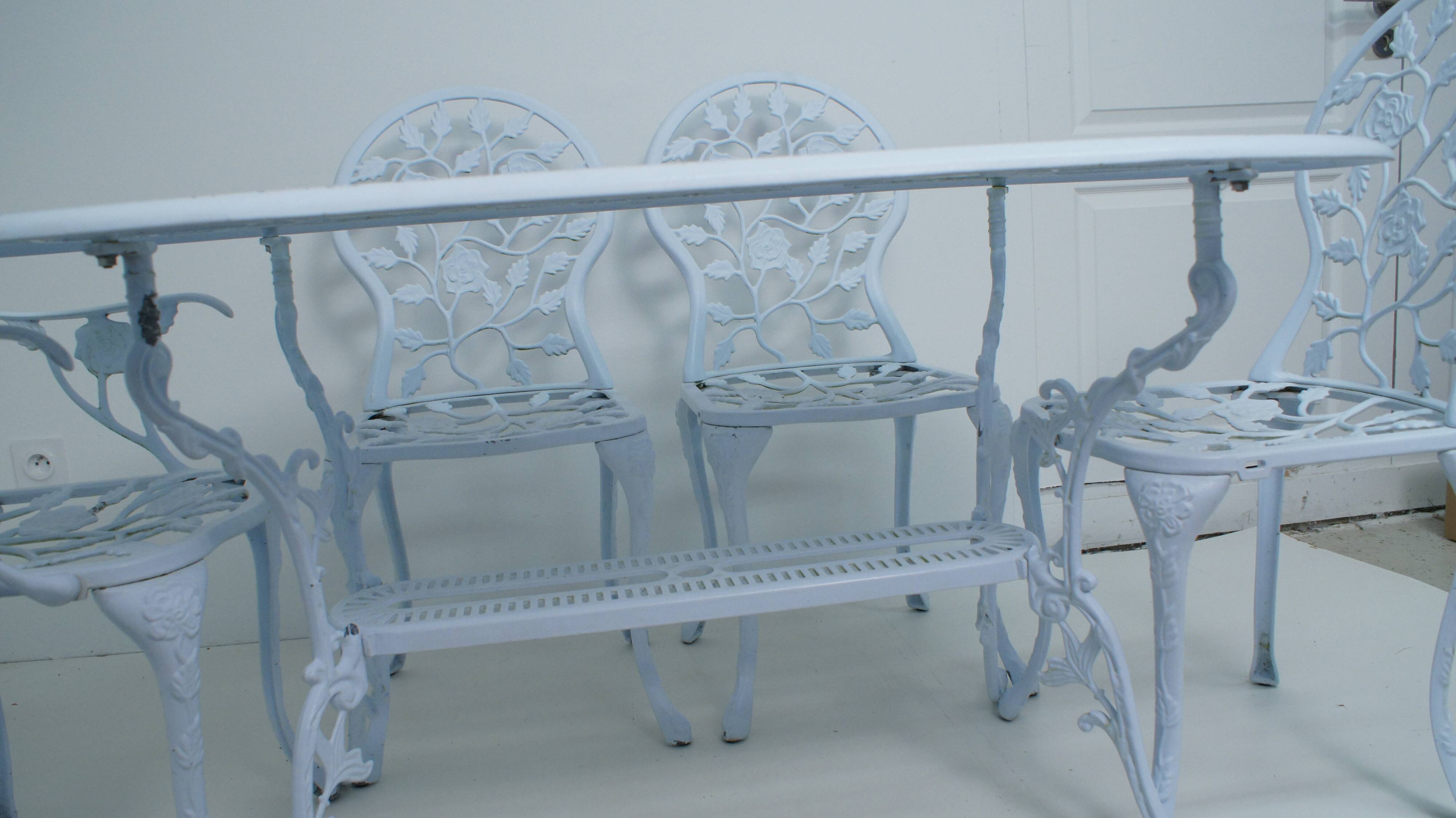 Crafted aluminum garden table