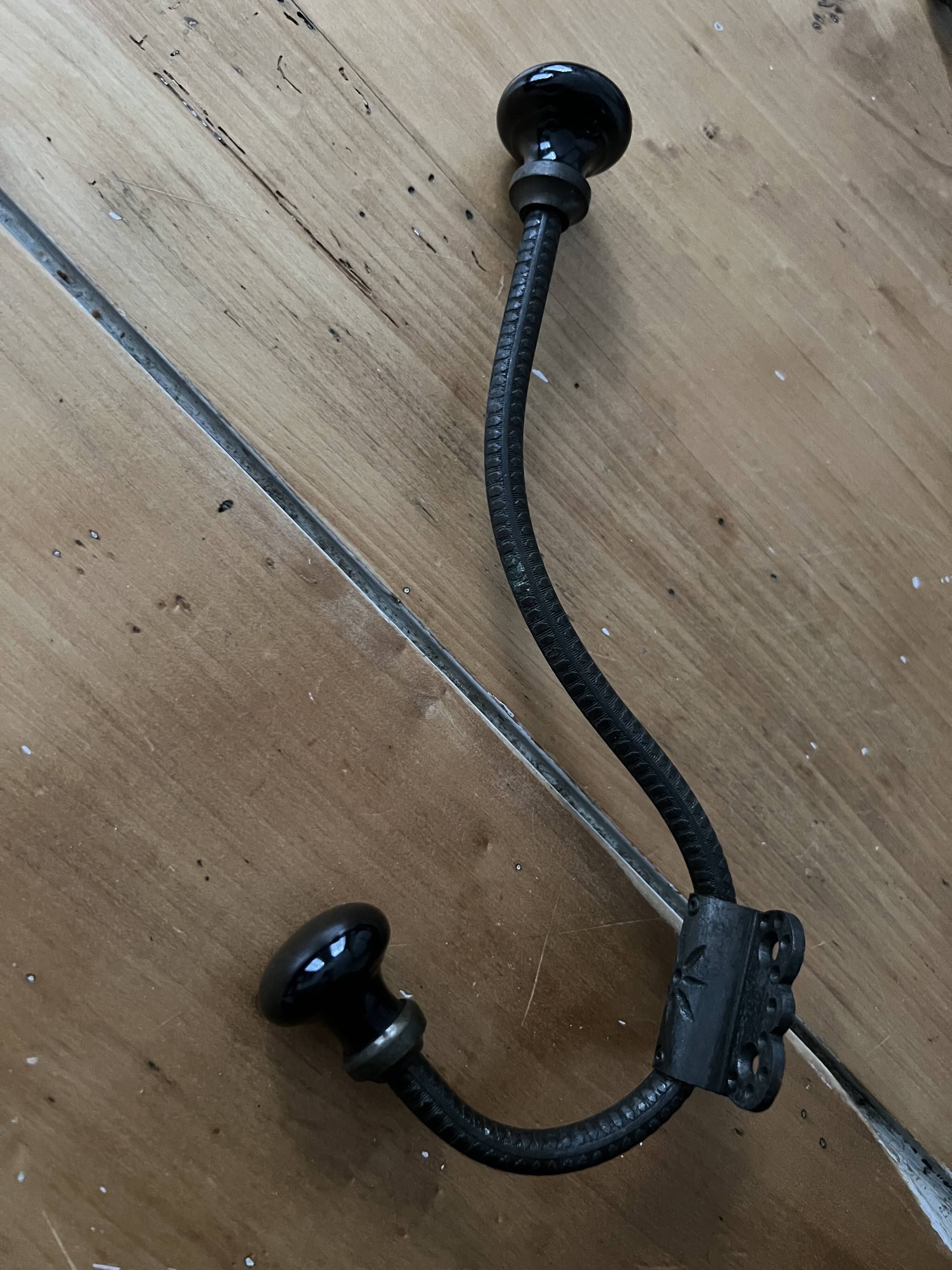 Cast iron/glass hook, year 20/30 black