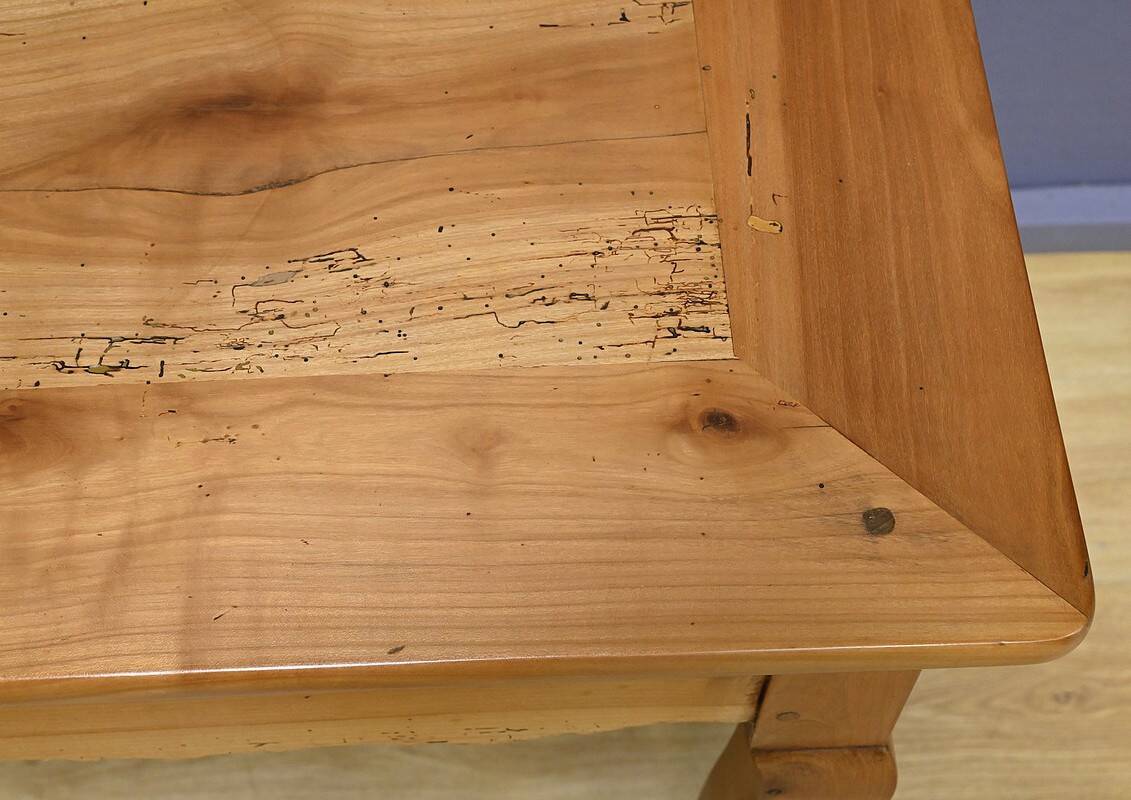 Farmhouse table in blond cherry, Louis XV style – 2nd part of the 19th century