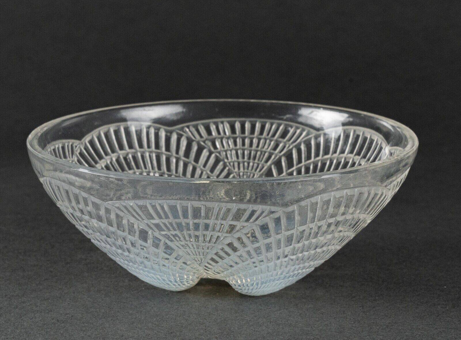 Lalique France opalescent scallop bowl numbered 3204