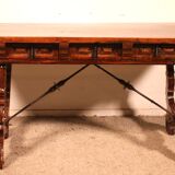 Spanish walnut console - 17th century
