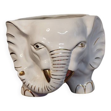 Elephant plant pot