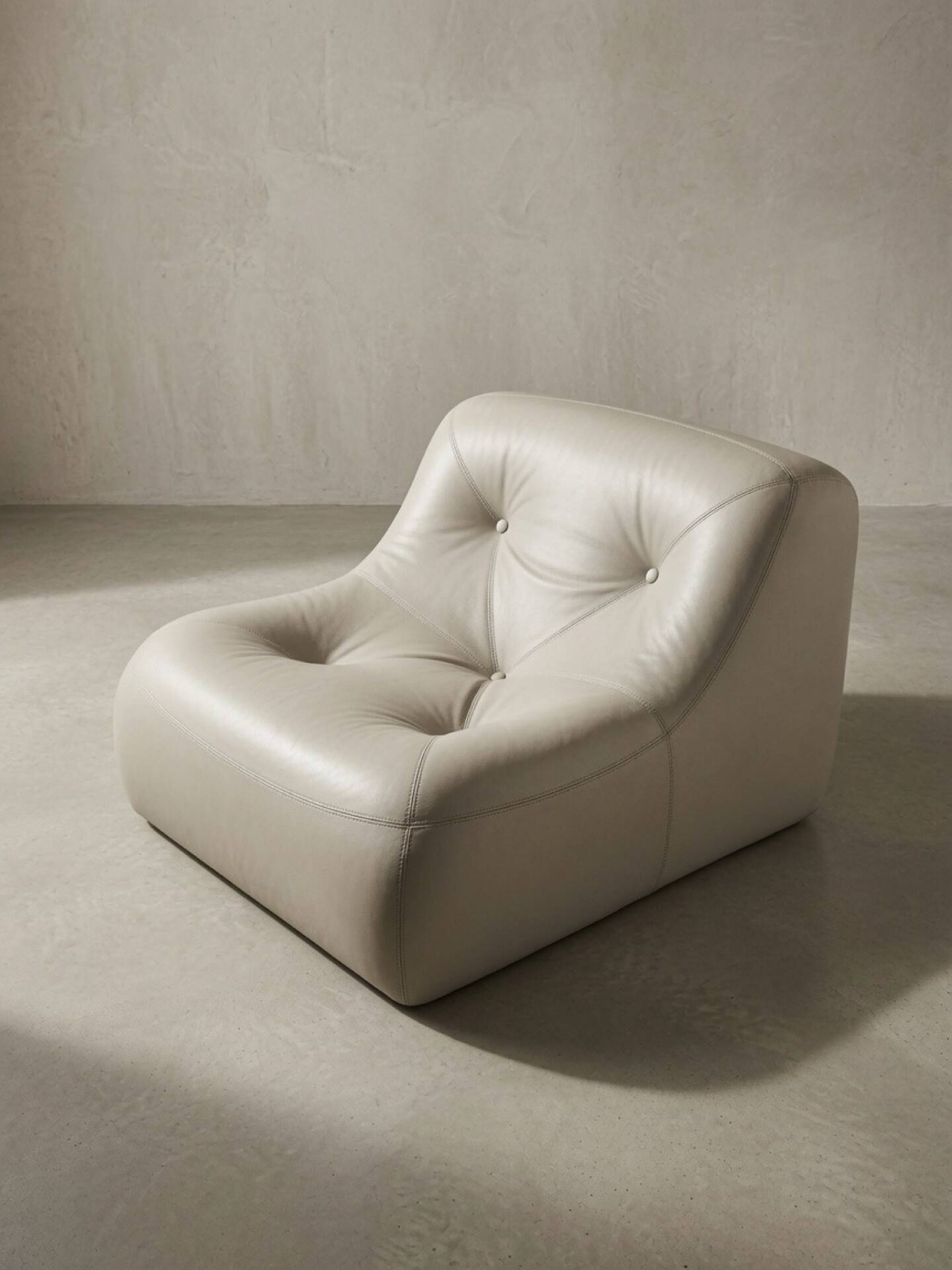Kali armchair Ligne Roset
