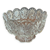 Fruit bowl / decorative centrepiece. Cut crystal.