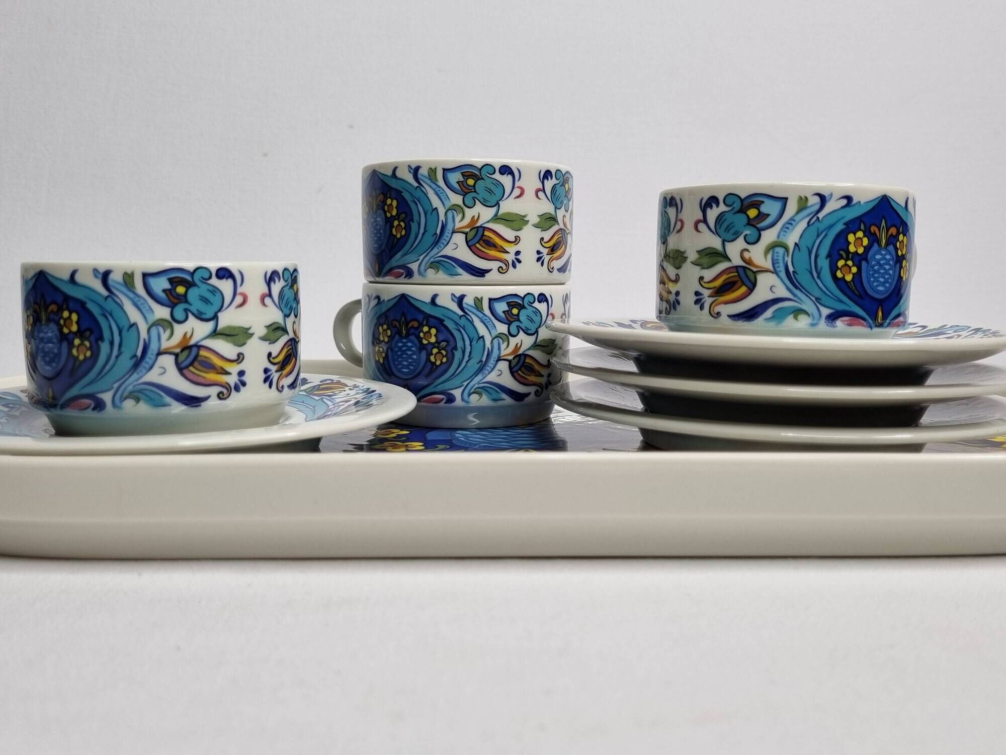 Coffee service, four cups and a tray, Izmir, Villeroy and Boch, 1970s