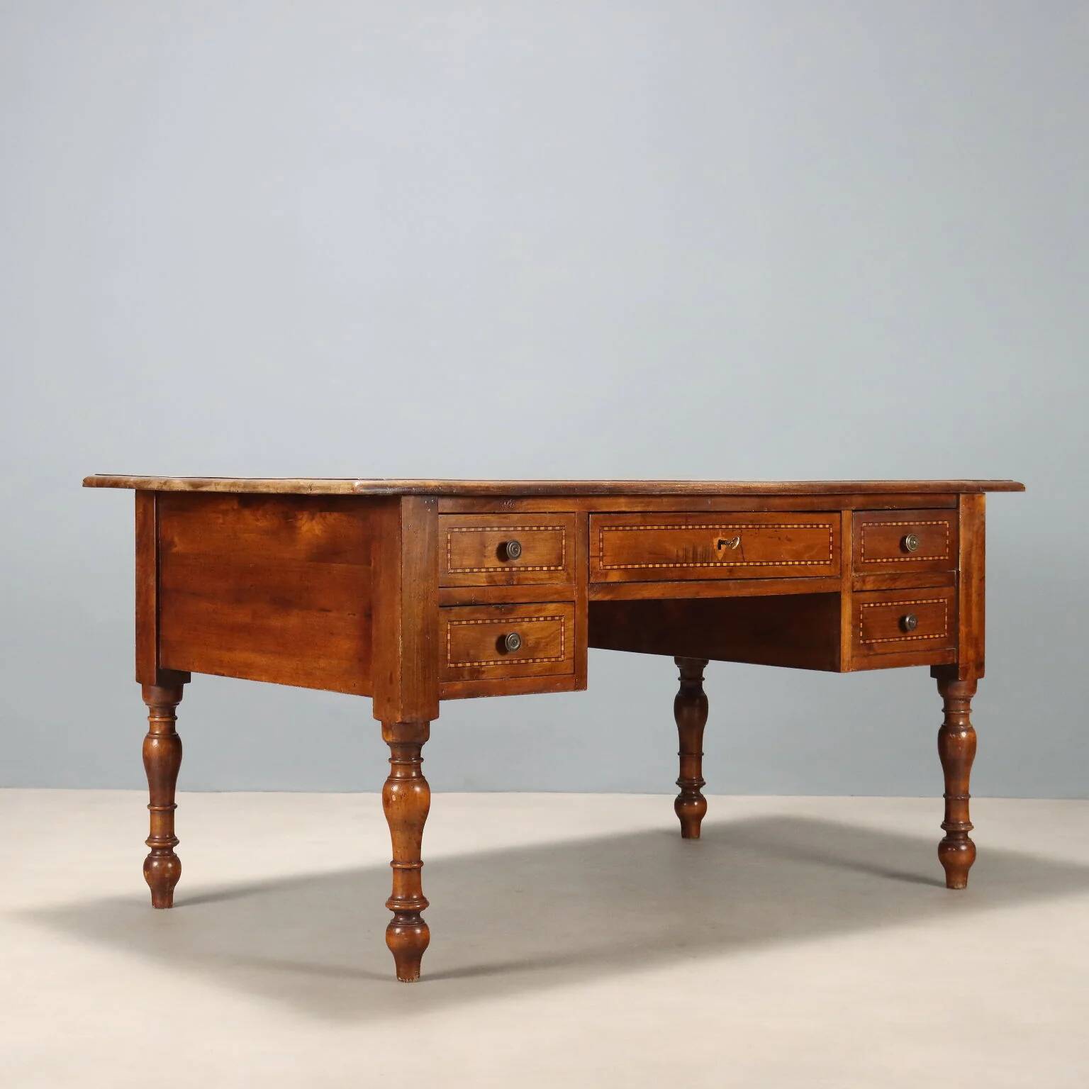 Antique writing desk in walnut, Italy, 20th century