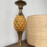 Lampe de table ananas céramique et laiton 1950