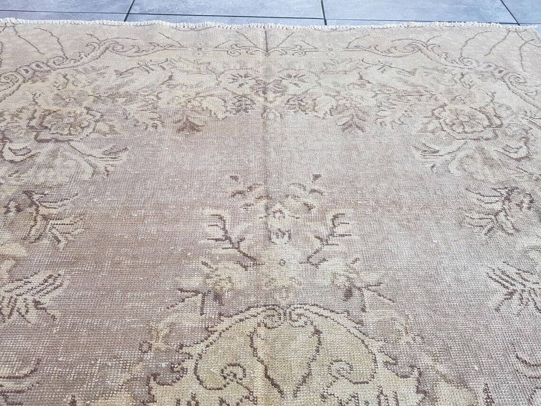 Tapis floral vintage beige sku v623