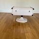 Table appoint pied tulipe