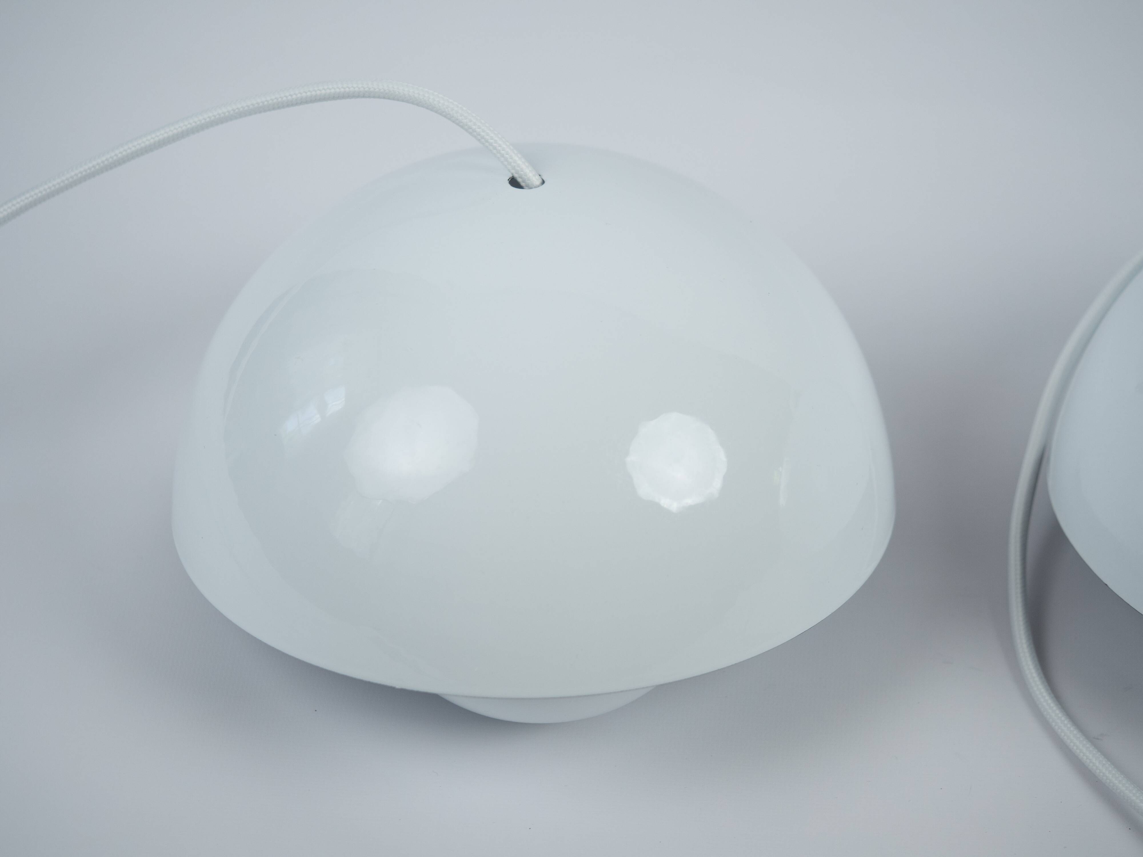 Pair of 2 Flowerpot lamps from Denmark by Verner Panton, Louis Poulsen, 1968