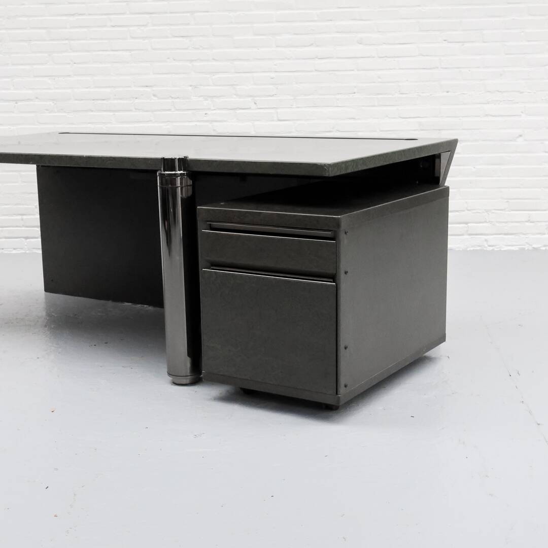 Bureau exécutif par FA Porsche pour Castelli années 1980